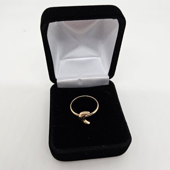 Gold Tone Crescent Moon Ring Size 6 - Picture 4 of 6
